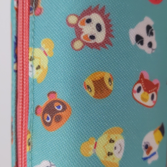 Nintendo Animal Crossing: New Horizons Villager Faces Pencil Case NWT - Picture 5 of 5